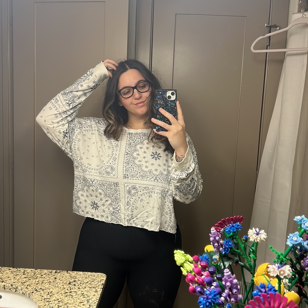 Mia & Tess Long Sleeve Paisley Shirt